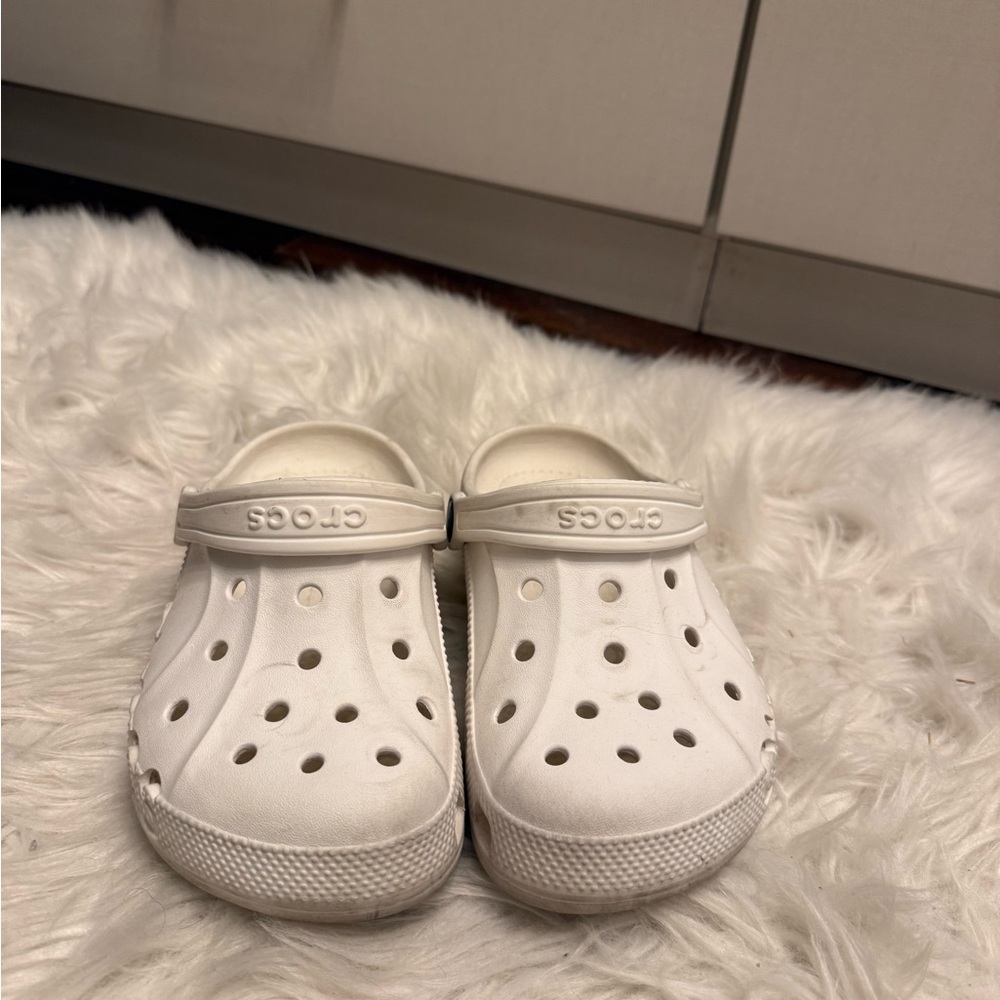 CROCS Kids White Sandals kids sz 1